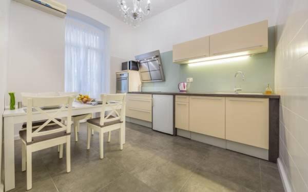 Apartment Cont Rijeka Exteriör bild